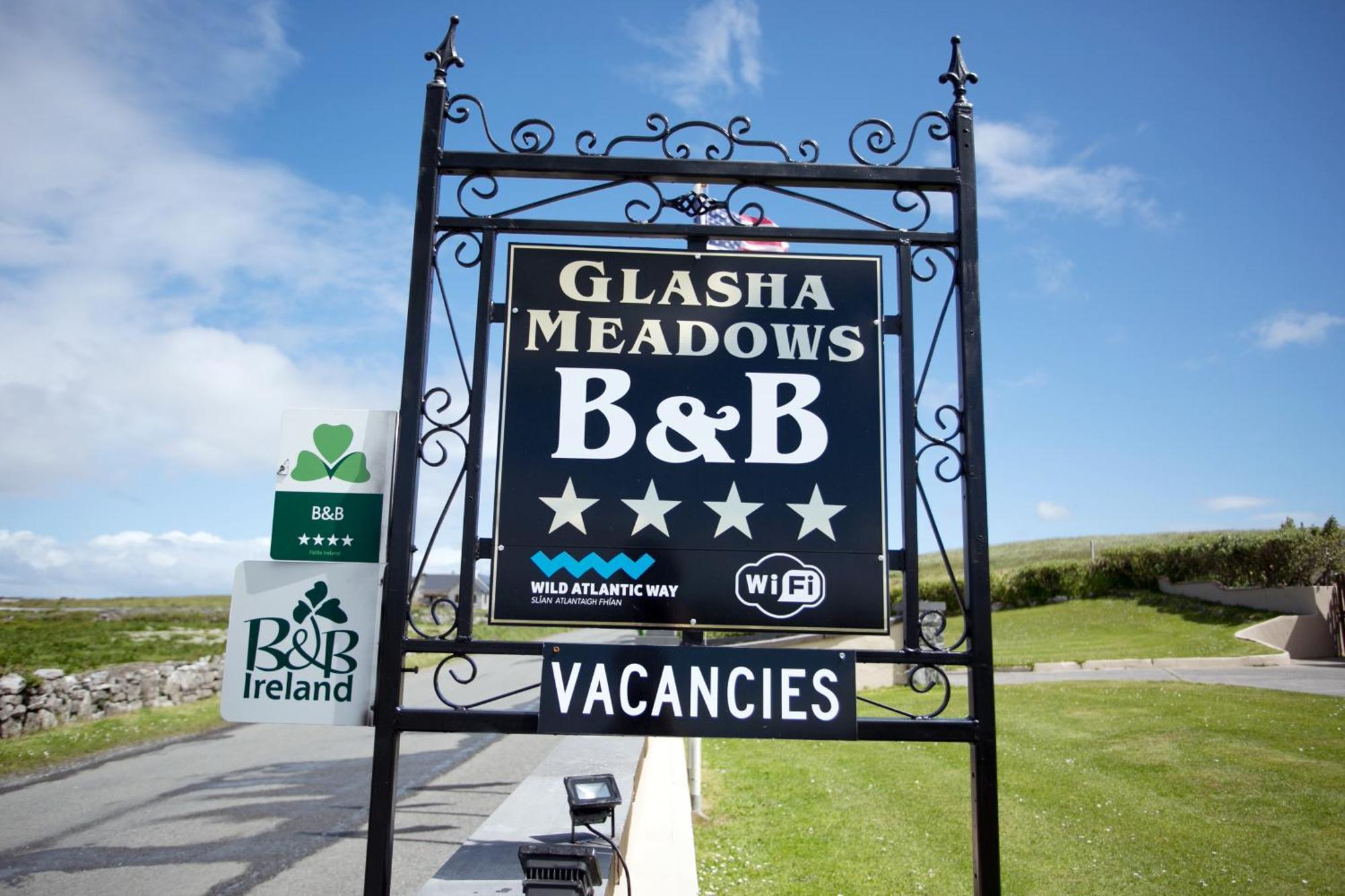 Glasha Meadows Accommodation Дулин Екстериор снимка