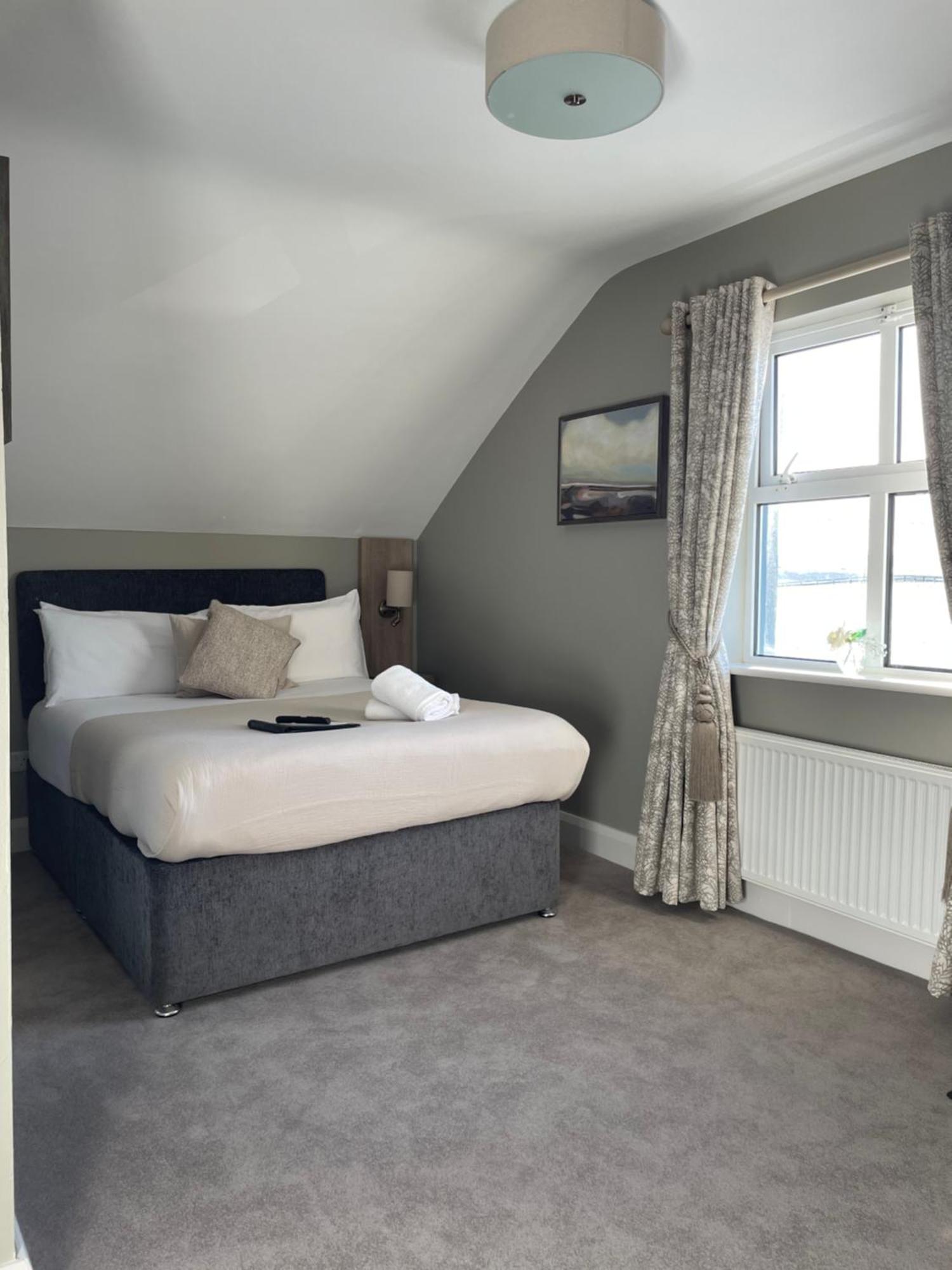 Glasha Meadows Accommodation Дулин Екстериор снимка