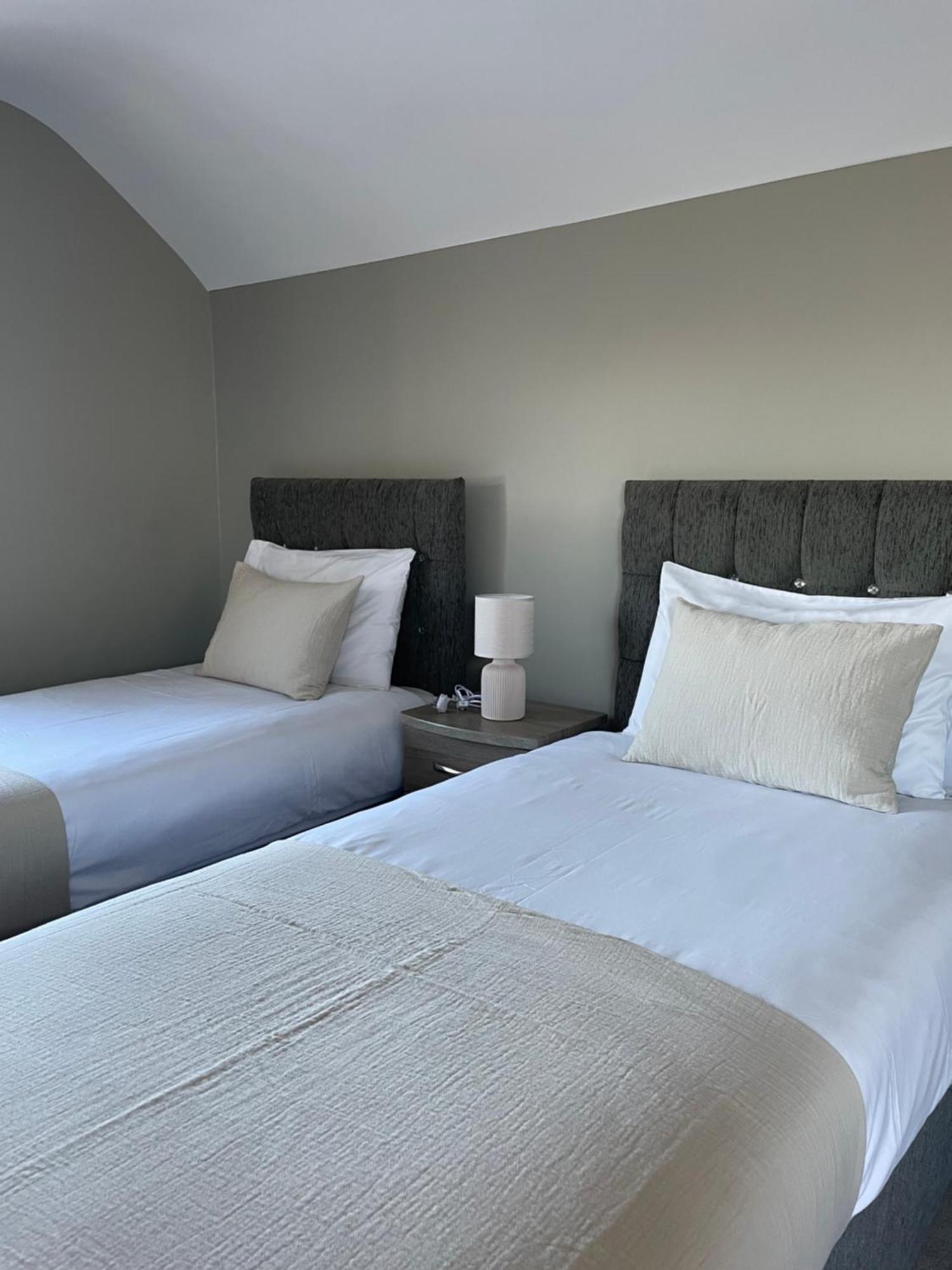 Glasha Meadows Accommodation Дулин Екстериор снимка